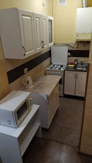 Апартаменты Apartment next to Rynok Square and Opera Theatre Львов-5